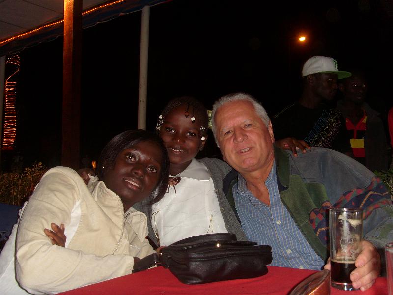 S73R2606.JPG - Happy Family