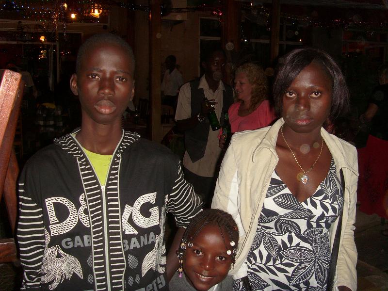 S73R2615.JPG - David, Rescha, Nina